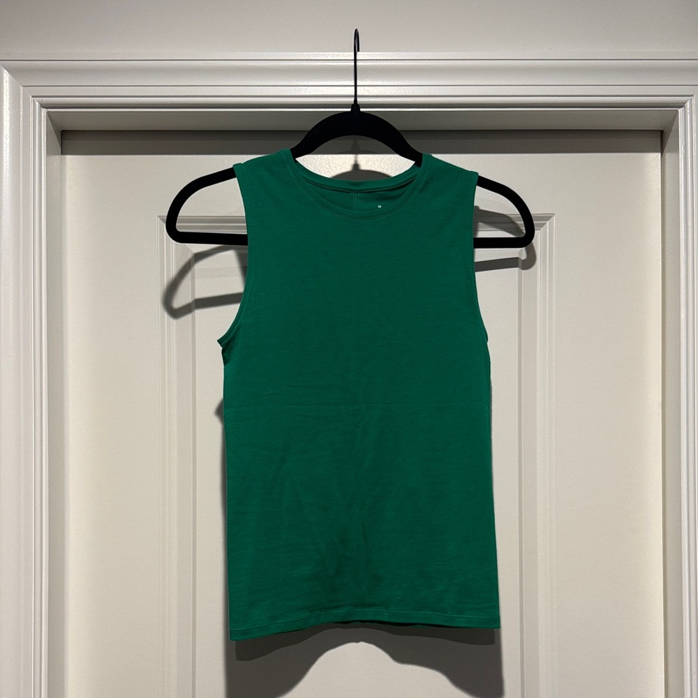 Everlane Kelly Green Crew Neck Tank
